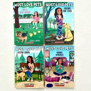Must Love Pets Book Set by Scholastic